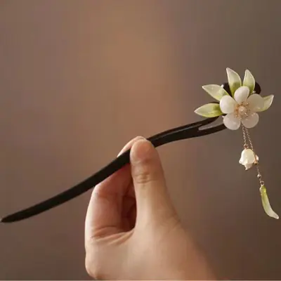 Elegant Flower Tassel Hairpin for Women Summer