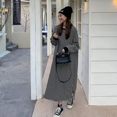 Hong Kong Style Fleece Striped Sweater Skirt Large