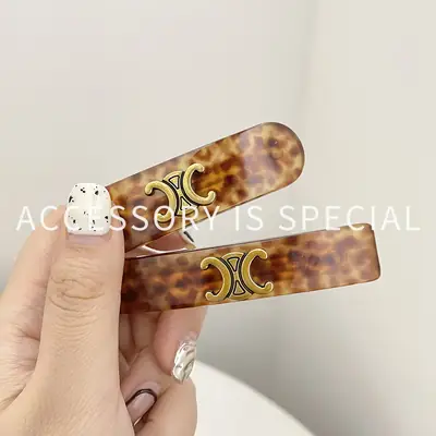 Caramel Embossed Hair Clip for Women Autumn Winter