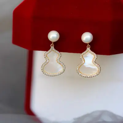 Natural Pearl Earrings 925 Silver Butterfly Shell Gourd