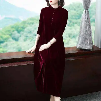 2026 Winter Black Velvet Long Sleeve Dress for Women