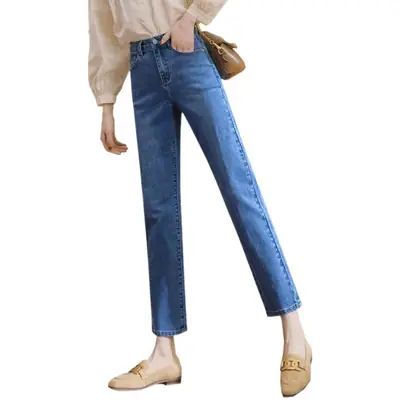 Vintage Small Straight Leg Jeans Women Blue