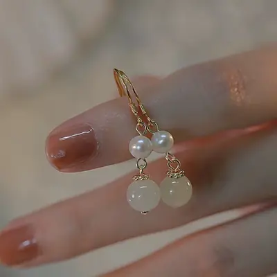 14K Gold Pearl Earrings for Women Elegant Face Skinny
