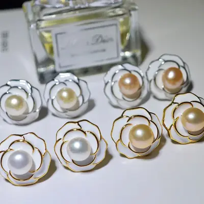 S925 Sterling Silver Camellia Pearl Earrings Oil Dripping