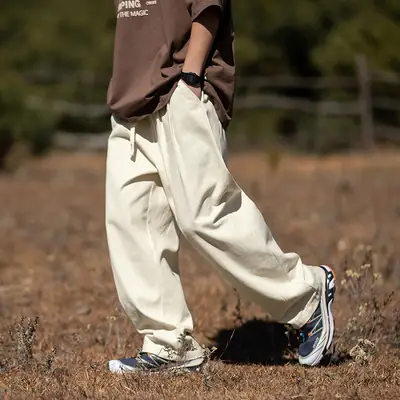 Men Drapey Pants Straight Cut Brown