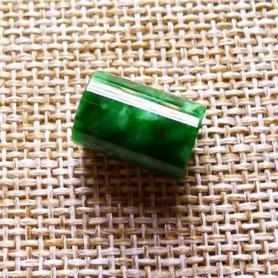 Laokeng Jade Pendant Yang Green Jade Necklace