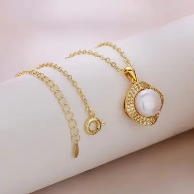 Korean Pearl Square Zircon Pendant Necklace