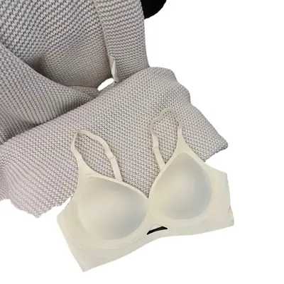 Nuoyuan Chengdui All-In-One Cup Intimates Women's Summer Thin Cut Out Seamless Small Breast Push-Up Sports Bra Comfortable