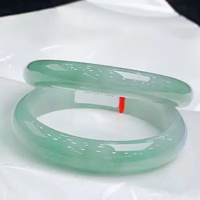 Clearance Jadeite Bracelet Green Women Ice Waxy Light Yang