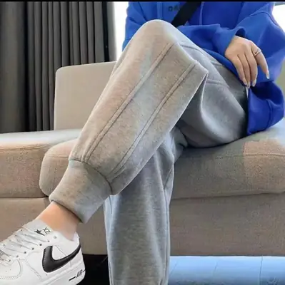 Men's Black Slim Fit Foot-to-Toe Sports Pants