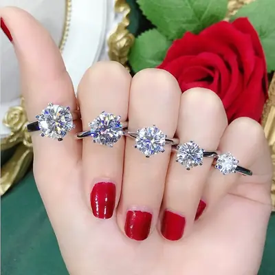 Zhou Family Classic Six Claw Moissanite Ring 18K Gold