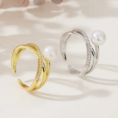 Gold Pearl Ring for Women White Wedding Style