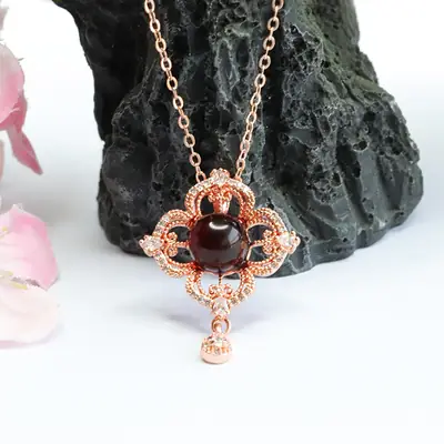 Natural Amber Hollow Flower Necklace for Women