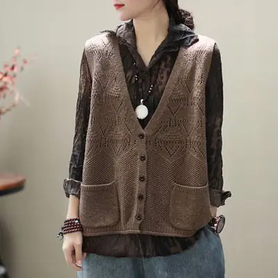Women's Black Knitted Sleeveless Vest Coat