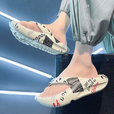 2023 Summer New Cross-border Outdoor Flip Flops Lightweight Breathable Comfortable Fashionable Household Deodorant Flip Flops