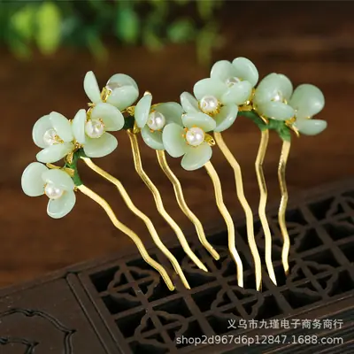 Chinese-Style Lotus Hair Combs with Pearl Flowers