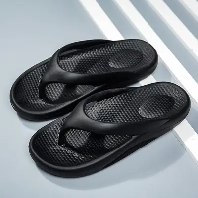Slippers men's wholesale non-slip EVA clip wear-resistant home slippers summer outer wear soft bottom large size men's flip-flops