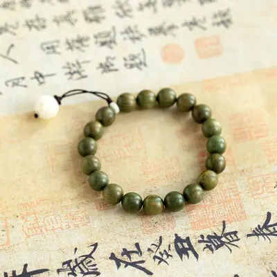 Tan Chao Green Sandalwood Bracelet for Women