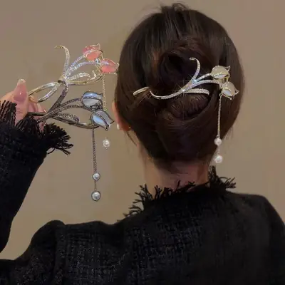 Tulip Crystal Tassel Hairpin for Women