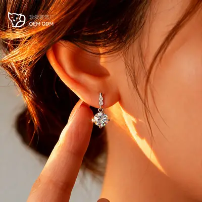 Cross-Border S925 Sterling Silver Four-Prong Moissanite Stud Earrings Versatile Live-Stream Source Factory Wholesale Instant Diamond Pen Earrings