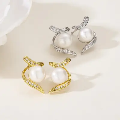 Natural Pearl S-Shape Earrings Gold Plated