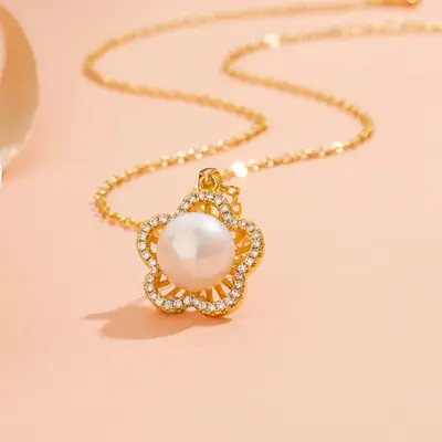 Women's Pearl Pendant Set with Zircon & Gold Chain