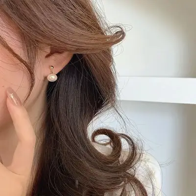 Pearl Earrings 2022 Fashion for Women