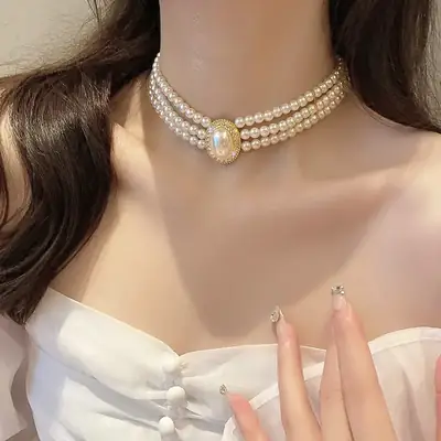 Multi-Layer Pearl Diamond Necklace with Rhinestone Center