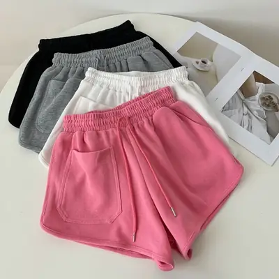 Women's Black Super Short Casual Shorts Large Pocket