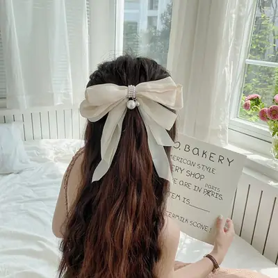 Fairy Bow Hairpins Black & Beige Pearl Trim