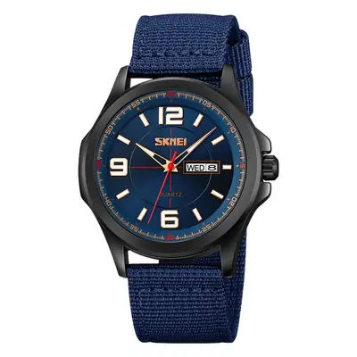 Men's Green Military Style Quartz Watch with Calendar