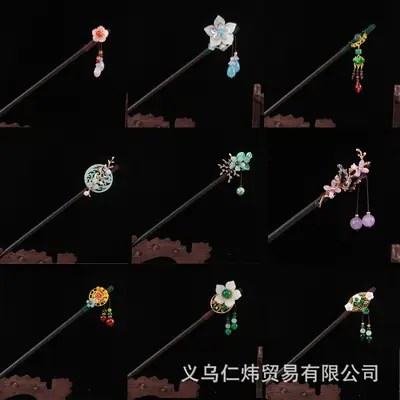Women's New Chinese Wooden Hairpin Green Flower Drop