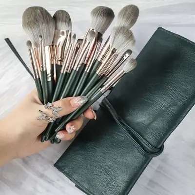 14 Piece Green Makeup Brush Set for Beginners