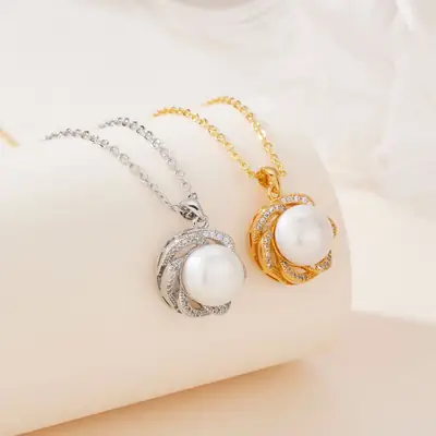 Fusion Pearl Pendant with Zircon Flower Necklace