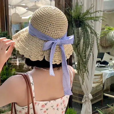 Women Large Straw Hat with Beaded Edge & Pearl Necklace