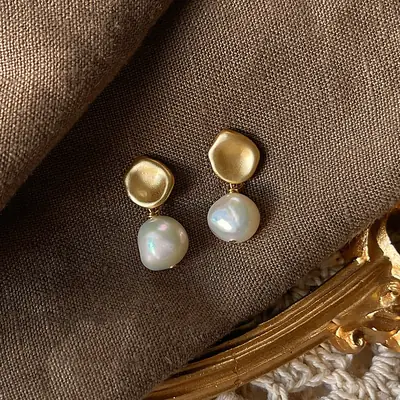 Baroque Pearl Earrings Matte Gold All Match Women
