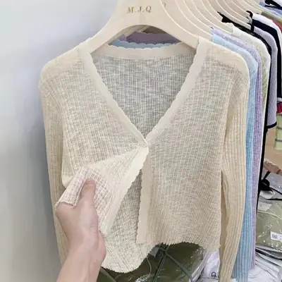 Women Knitted V-Neck Long Sleeve Top White