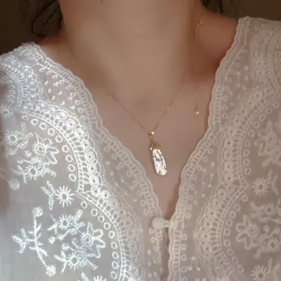 Women's White Pearl Necklace Clavicle Pendant Set