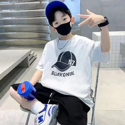 Boys White NBA Graphic T-Shirt Medium Summer Wear