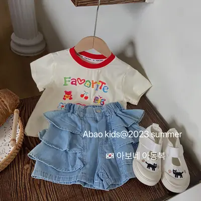 Girls Favorite Printed T-Shirt + Fungus Denim Shorts Set
