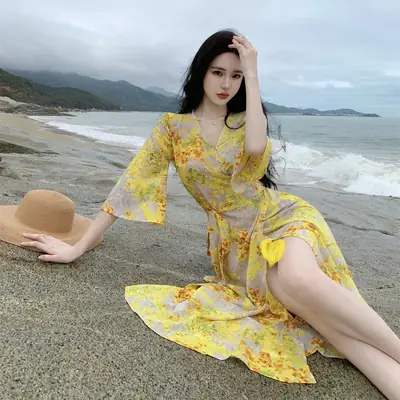 Yellow Floral Battle Gown V-Neck Hip Skirt Set