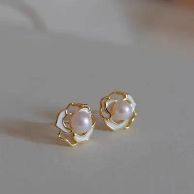Vintage French Style Pearl Earrings for Women