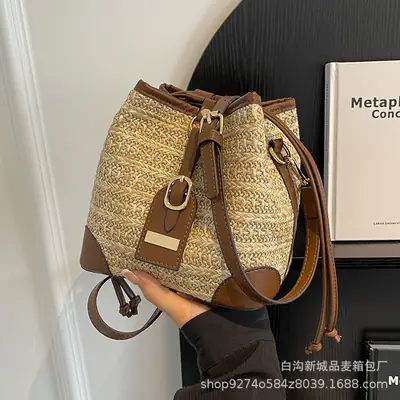 Women Woven Bucket Bag Straw Color-Blocking 2026