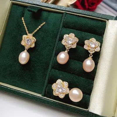 Freshwater Pearl Flower Pendant Set Gold Plated