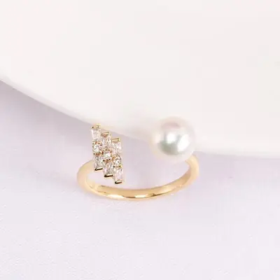 Copper Pearl Ring with Crystal T-Squares