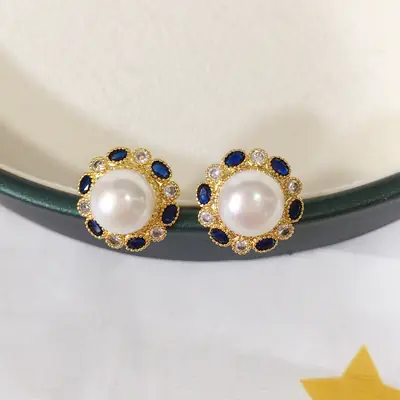 Natural Pearl Earrings Women 18K Gold Light Micro-inlaid Zircon