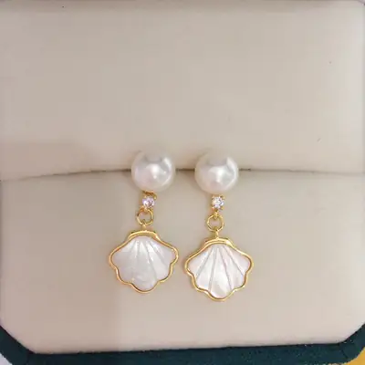 Natural Freshwater Pearl Earrings Women 18K Gold Light