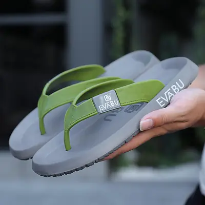 2023 Summer new men's casual plus size slippers Korean fashion beach flip flops outdoor fashion sandals