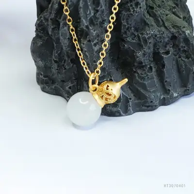 White Jade Gourd Pendant Necklace Gold Chain