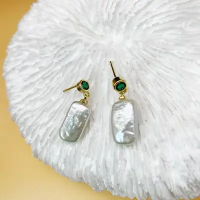 Women's Natural Freshwater Loquat Earrings Set